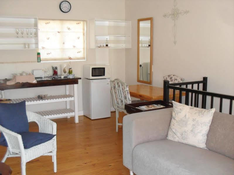 Apple And Spice Guest House George Εξωτερικό φωτογραφία